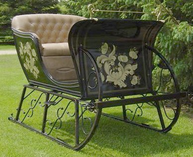 Sleigh with rosemaling